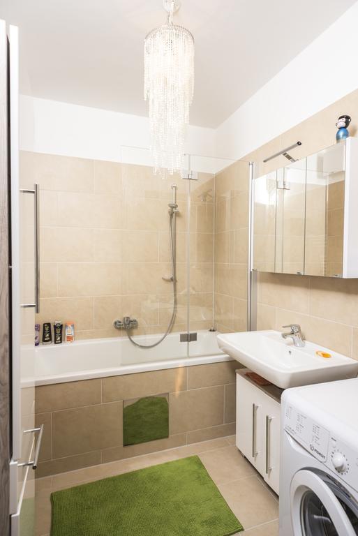 Sky View Apartment ウィーン エクステリア 写真